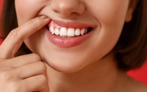 El bulto en la encía: Una señal de alerta para tu salud bucal